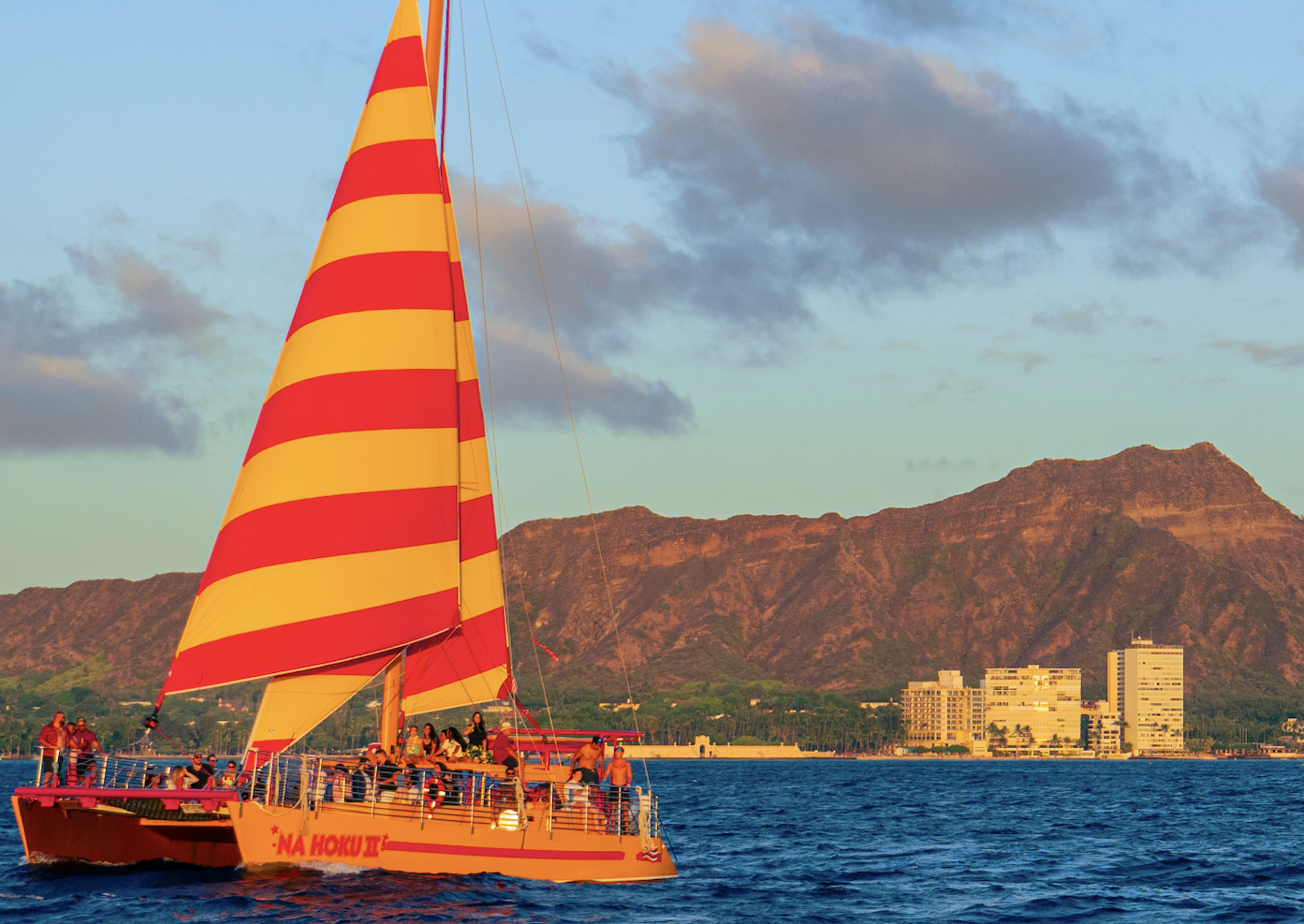 がまかつ　がま船sailer100号3.9m Honolulu Sunset Sail | Na Hoku II Catamaran