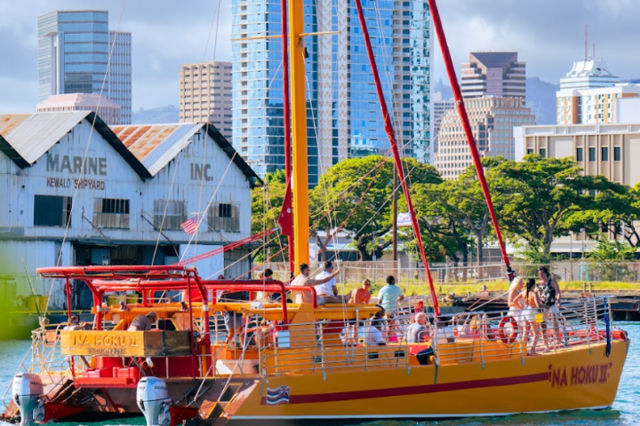 a small boat in a body of water
